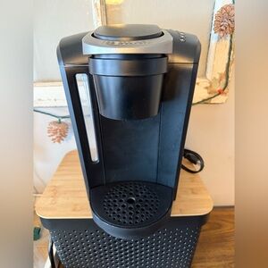 Keurig K-Select K- 80 Single Serve K Cup Coffee Maker